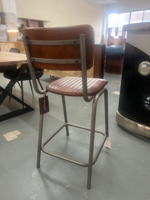 Tabouret Hart en cuir 26''