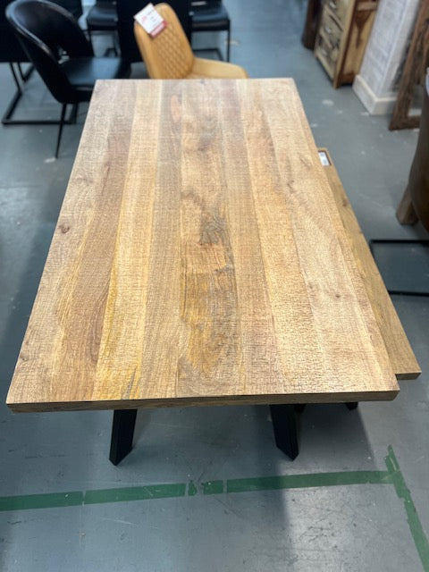 Table à diner Manguier 63x36''
