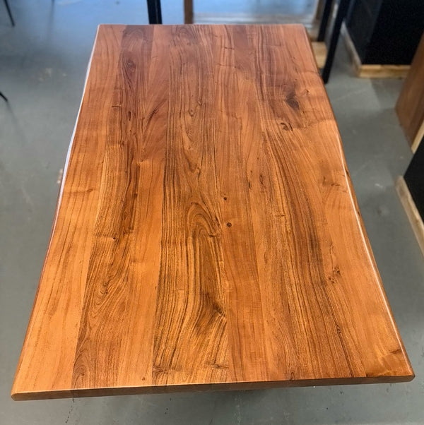 Table à dîner en Acacia Champagne 59x34''