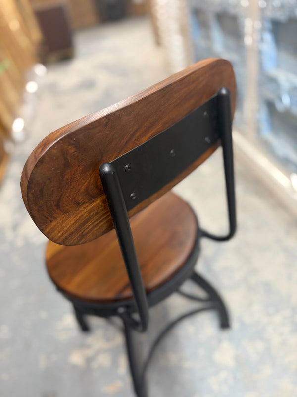 Tabouret ajustable Brooks