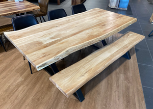 Table à dîner acacia 2