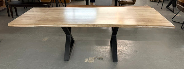 Table à manger extensible en Acacia blanchi 63x36''+ 2x16''