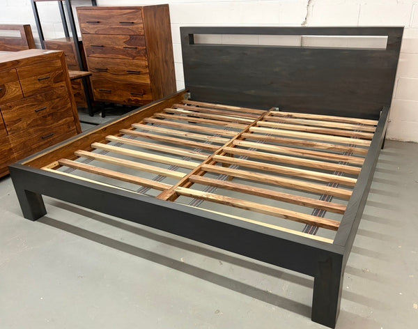 Lit King en Bois de Rose 76x80''