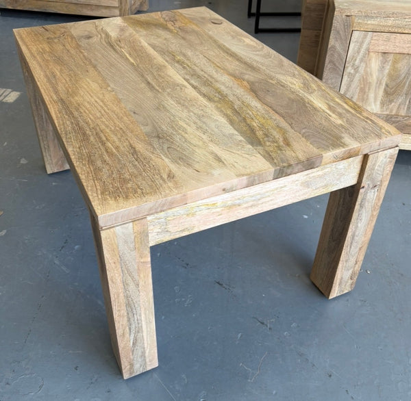Table de salon en Manguier 18x36x24''
