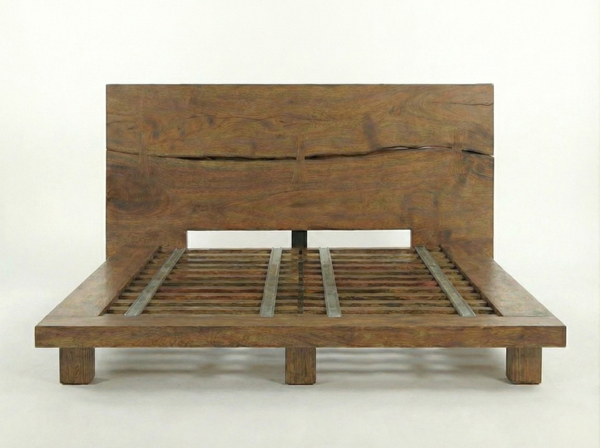 Lit Structura – acacia massif noisette