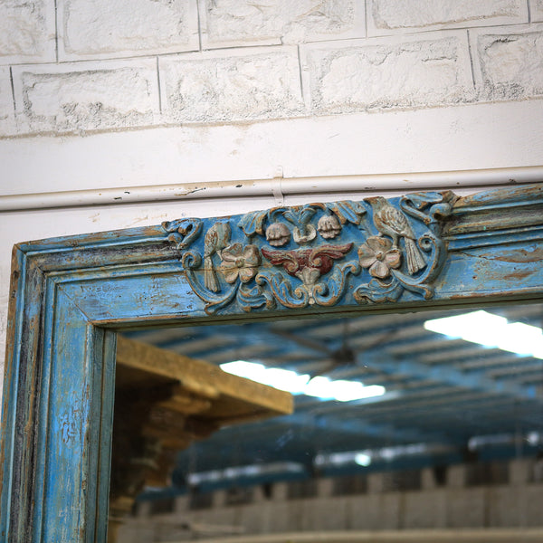 Miroir antique bleu sculpté — bois massif patiné 80×5×53"