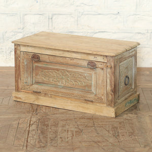 Coffre en teck et bois d’acacia — 33×16×18