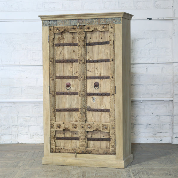 Armoire 2 portes en teck et manguier — 48×22×81.5" — PA32658