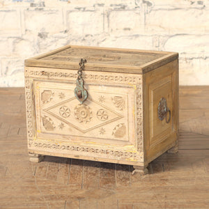 Coffre en bois d’acacia — 23×16×19