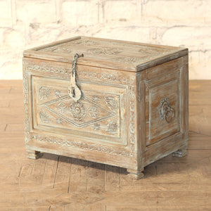 Coffre en bois d’acacia — 23×16.5×19