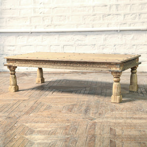 Table basse en bois de teck — 62×29.6×17.6