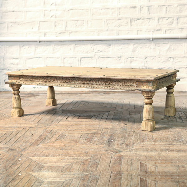 Table basse en bois de teck — 62×29.6×17.6" — PA34716