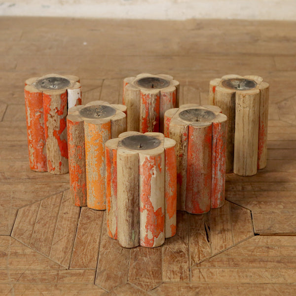 Bougeoir en bois d’acacia — 6.3×6.3×9" — PA35657