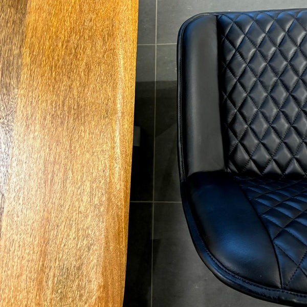 Chaise cuir noir NESSA - Kif-Kif Import