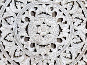 White carved wood wall decoration 35" - Kif-Kif Import