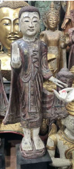 Wooden Mandalay monk 1 hand raised - Kif-Kif Import